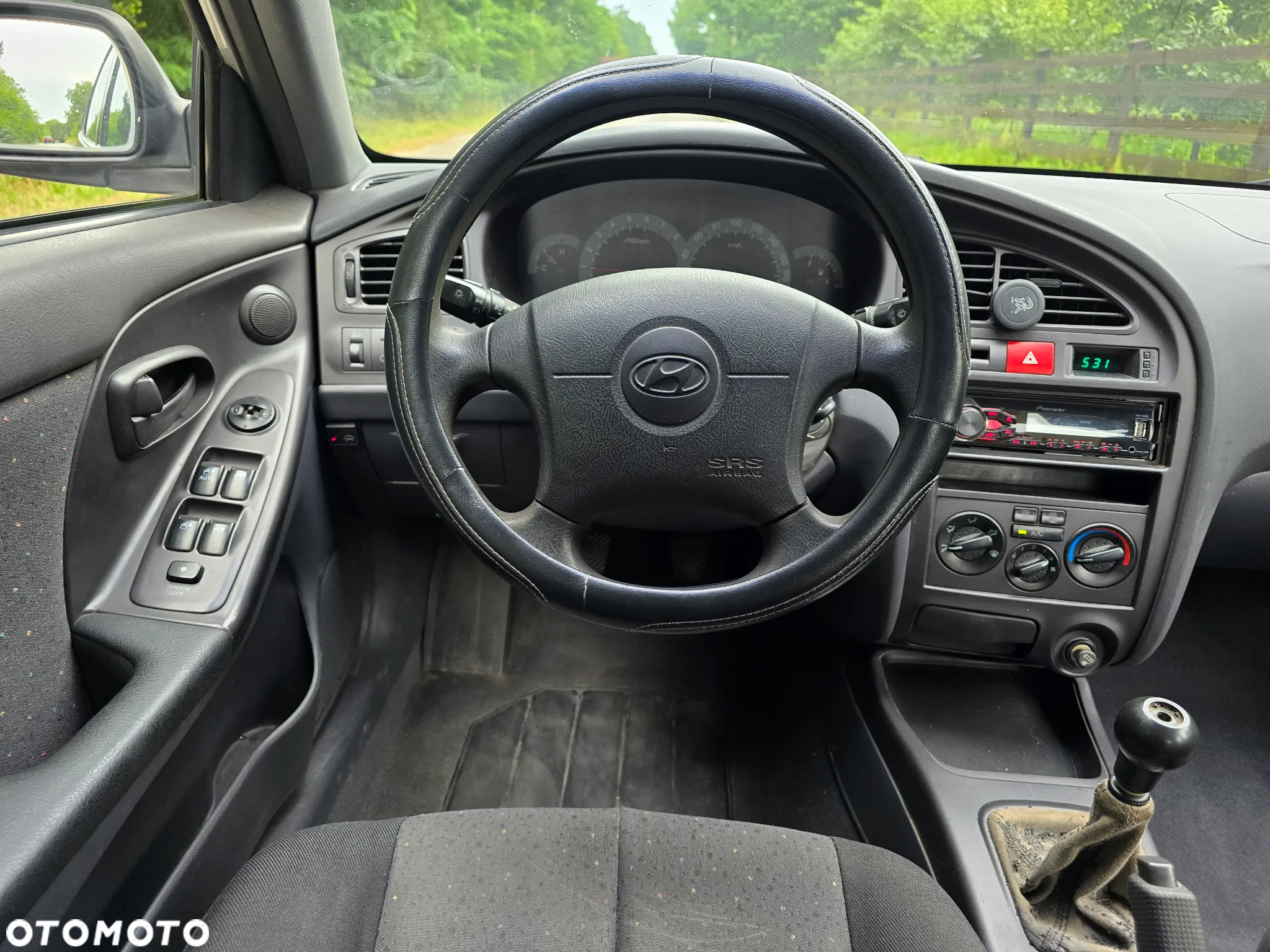 Hyundai Elantra 2.0 GLS - 5