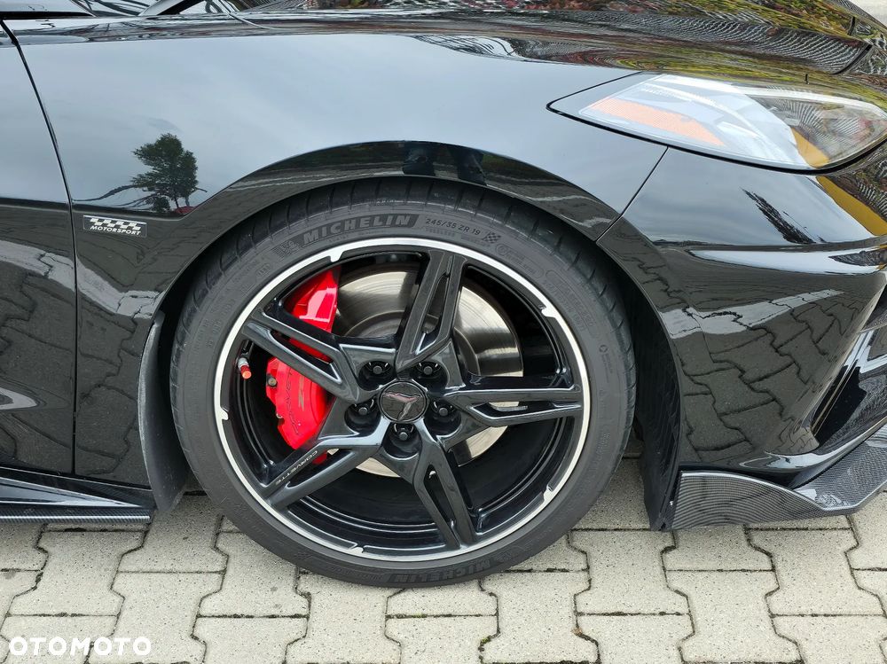 Chevrolet Corvette - 26