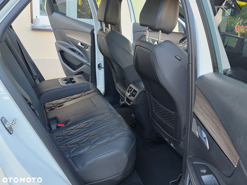Peugeot 3008 1.6 PureTech HYbrid4 GT S&S EAT8 - 39