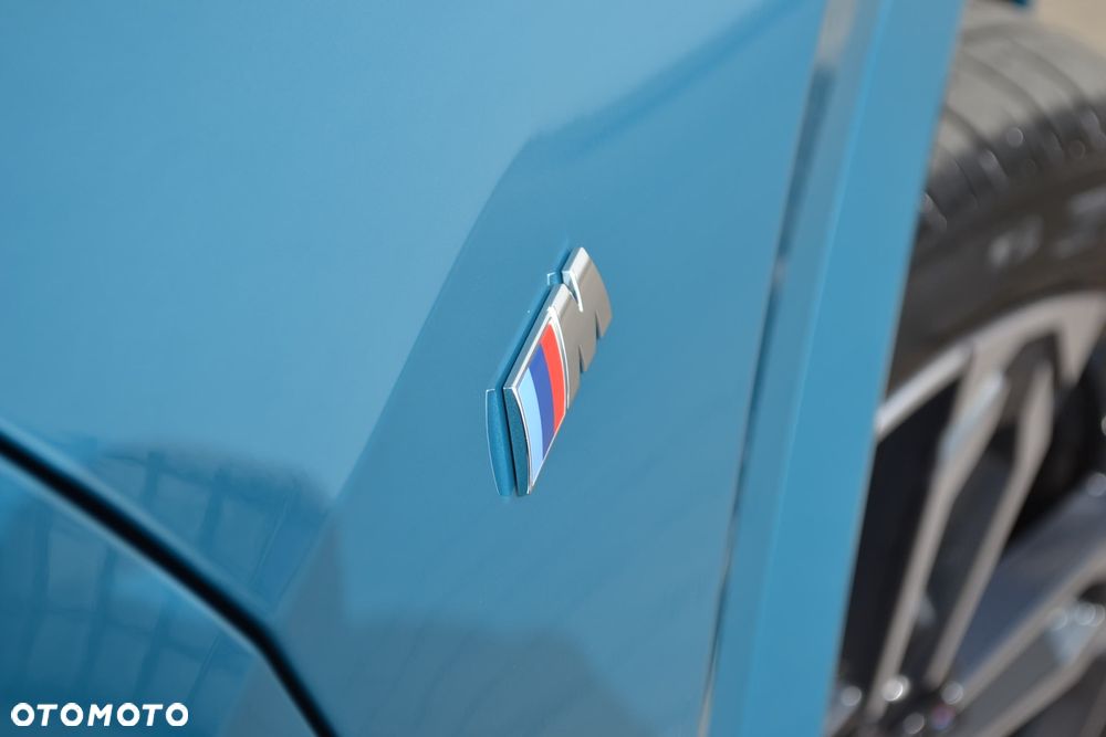 BMW iX1 xDrive30 66.5kWh M Sport - 13