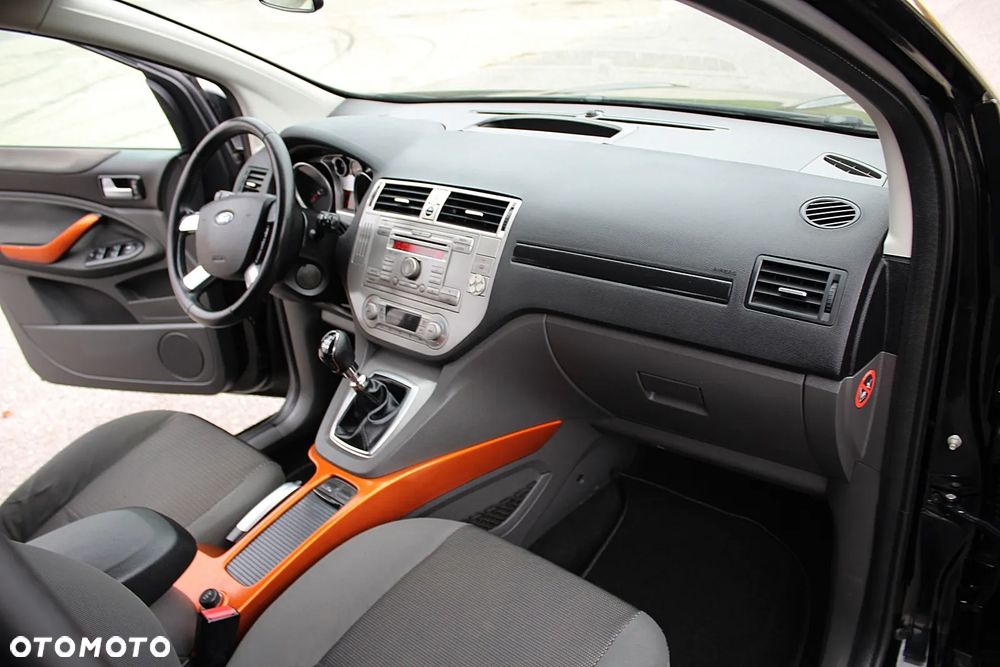 Ford Kuga 2.0 TDCi Titanium - 11