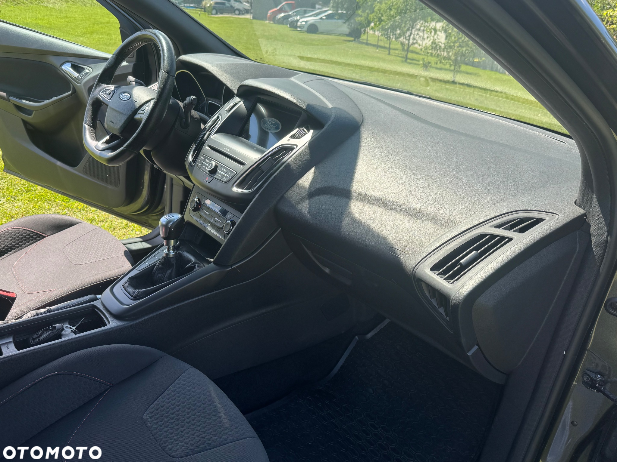 Ford Focus 1.5 EcoBoost Start-Stopp-System ST-Line - 19