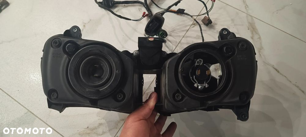 HONDA CBR 1000RR SC57B Zbiornik Bak Pompka Paliwa Pompka Sprzęgła Licznik - 8