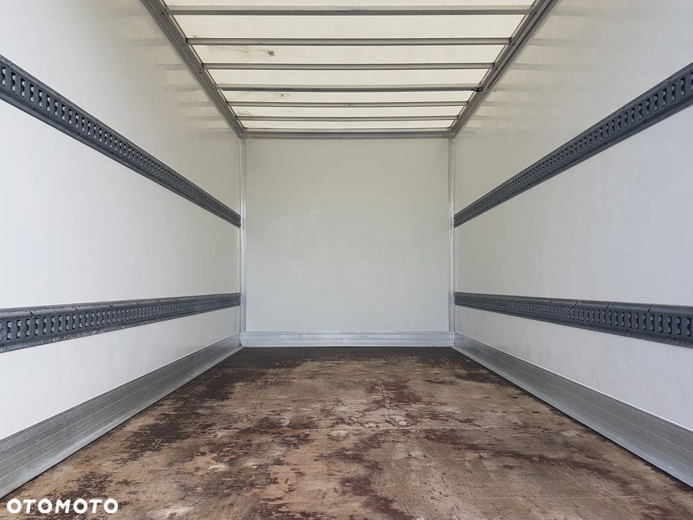 Renault MASTER KONTENER 8EP 4,21x2,23x2,22 KLIMA MANUAL  6-BIEGÓW KRAJOWY DMC 3500KG - 17