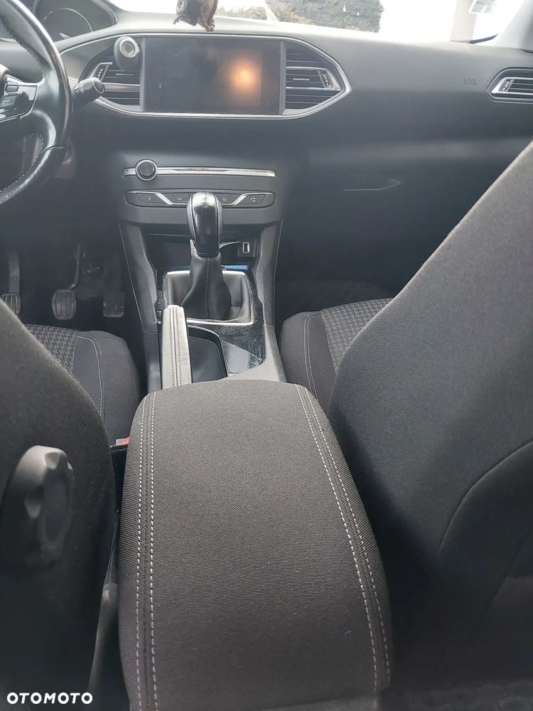 Peugeot 308 - 19