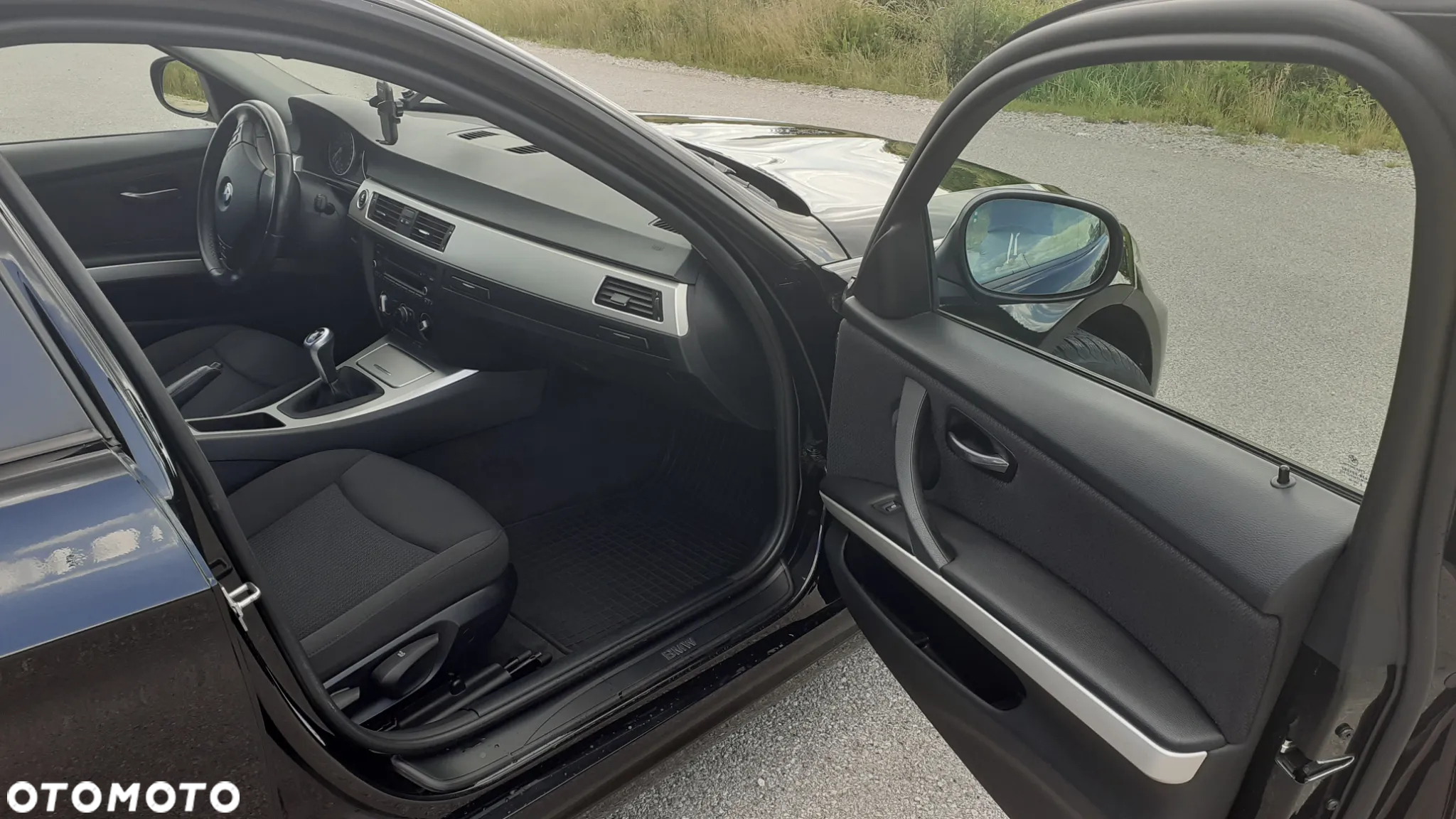 BMW Seria 3 318i - 15