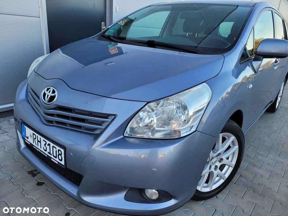 Toyota Verso 1.8 Executive - 3