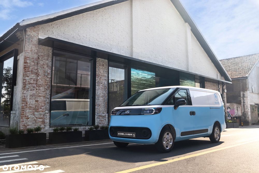 Maxus E-DELIVER 5 - 8