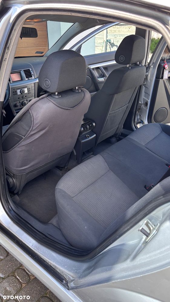 Opel Vectra 1.9 CDTI - 11