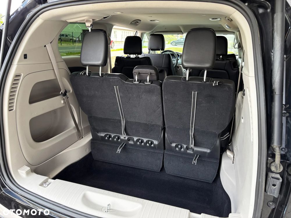 Chrysler Pacifica - 30