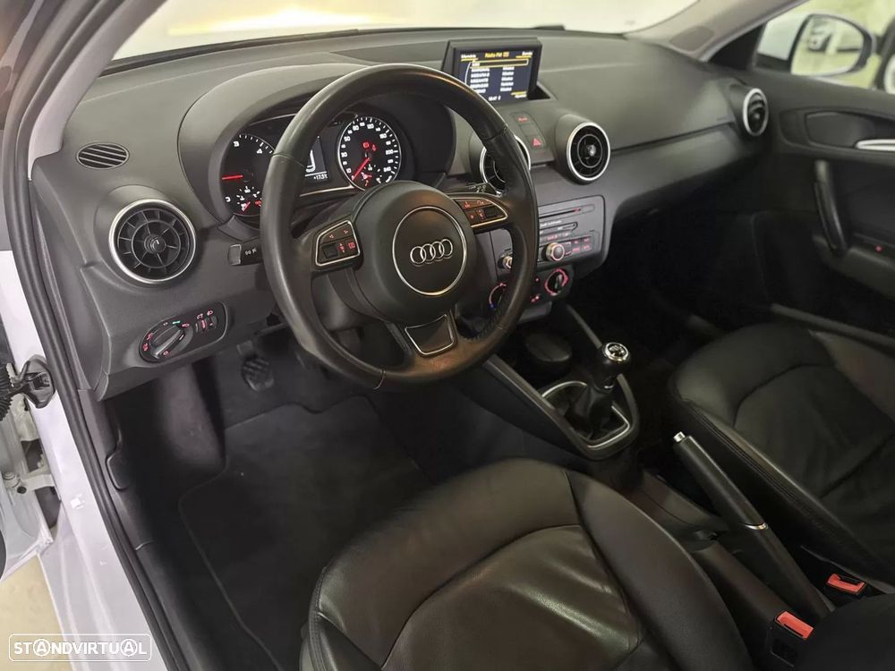 Audi A1 Sportback 1.6 TDI Advance - 22