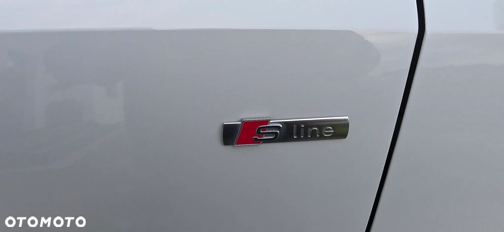 Audi Q3 40 TFSI Quattro S-Line S tronic - 28