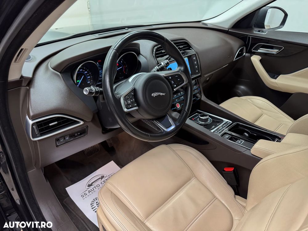Jaguar F-Pace 25d AWD Aut. Prestige - 23