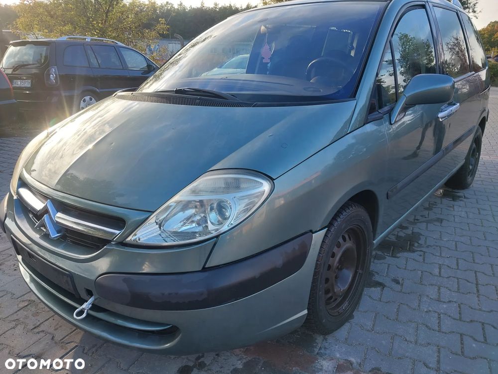 Citroen C8 Peugeot 807 silnik kompletny 2.0 16v Benzyna EW10A RFJ 103 kW 140 KM kolektor przepustnica cewka pompa alternator sprężarka skrzynia biegów AUTOMAT drzwi klapa maska zderzak lusterko listwa przesuwne boczne klamka zamek rolka mikrostyk blenda pas konsola schowek boczek drzwi fotel obrotowy fotele podsufitka panel sterownik wyświetlacz moduł szyba poduszka kierownica manetki zwijak radio mechanizm wydech tłumik mcperson zacisk hamulcowy lampa felga R16 hak holowniczy odpinany zbiorniczek rura przewód dekory drewno wyświetlacz NA CZĘŚCI WSZYSTKIE CZĘŚCI - 5