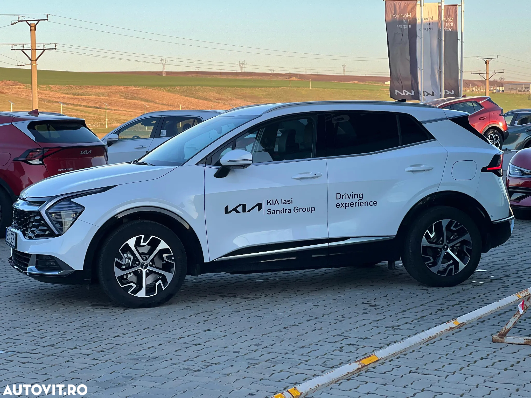 Kia Sportage 1.6 T-GDI HEV 6AT 4x2 Business Line - 3