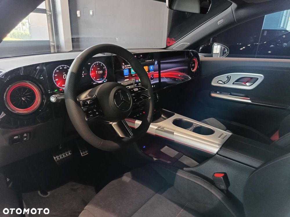Mercedes-Benz CLA - 9