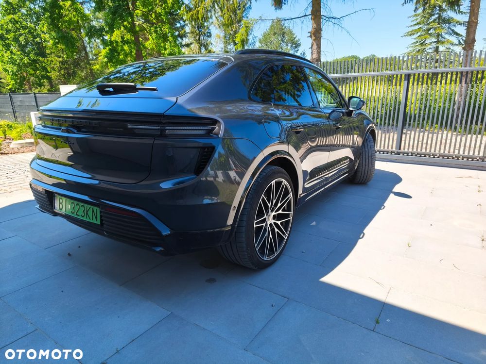 Porsche Macan - 6