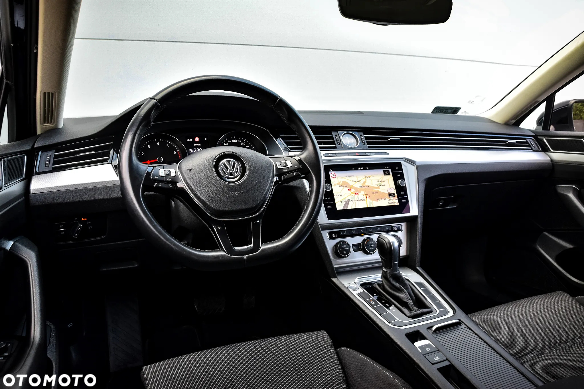 Volkswagen Passat 1.5 TSI EVO Elegance DSG - 28