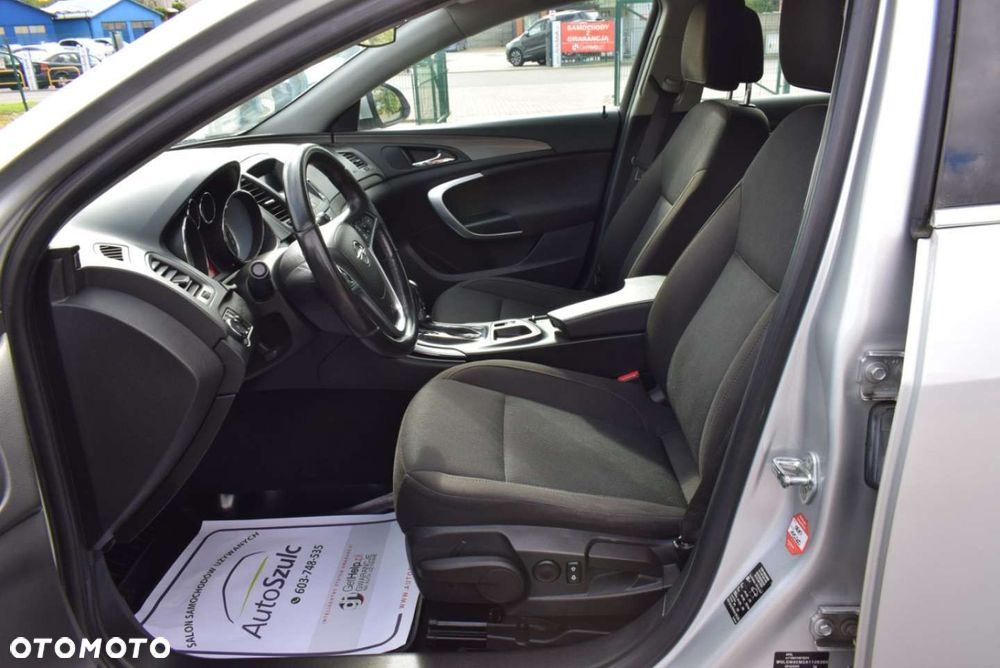 Opel Insignia - 18