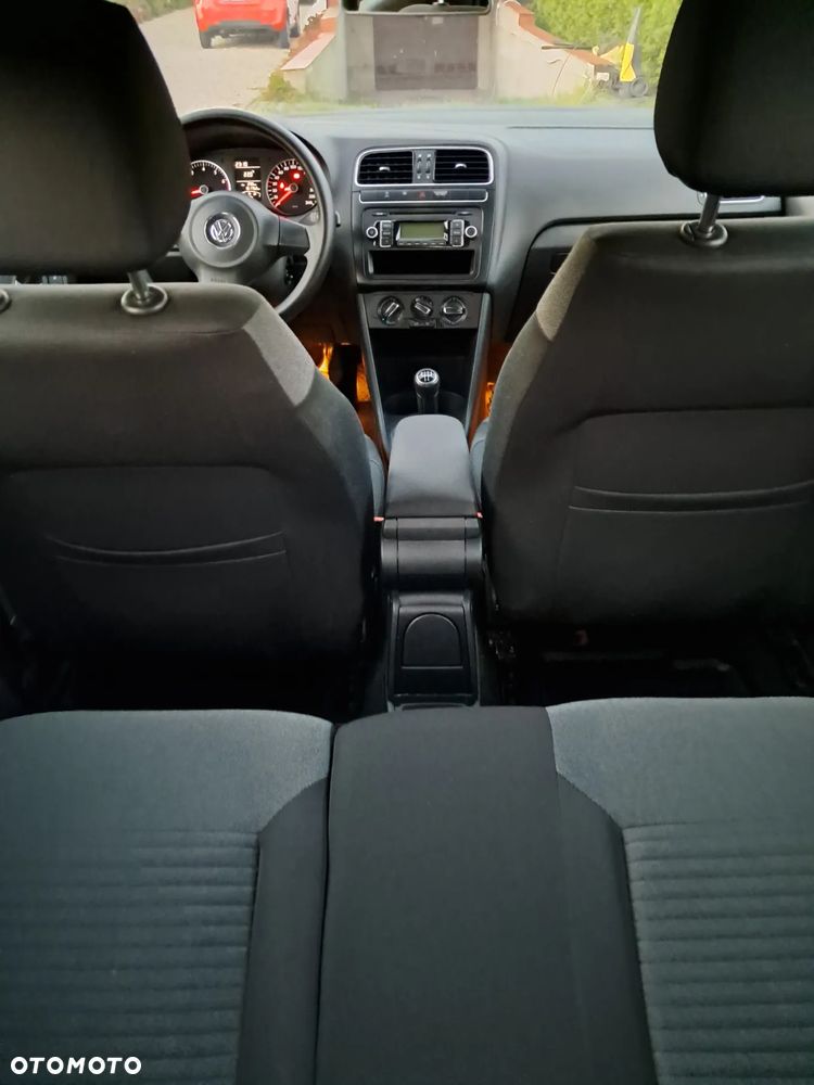 Volkswagen Polo - 13