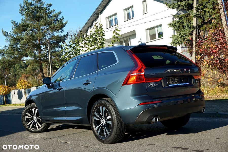 Volvo XC 60 B4 B Geartronic Momentum Pro - 8