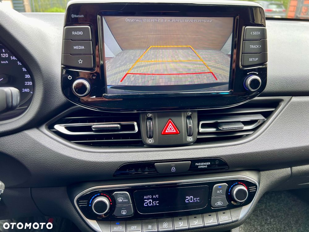 Hyundai i30 1.5 DPI Comfort - 10