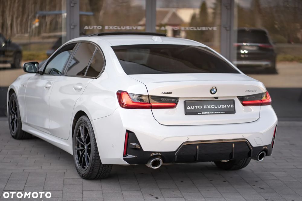 BMW Seria 3 320i xDrive Edition M Sport Shadow - 26