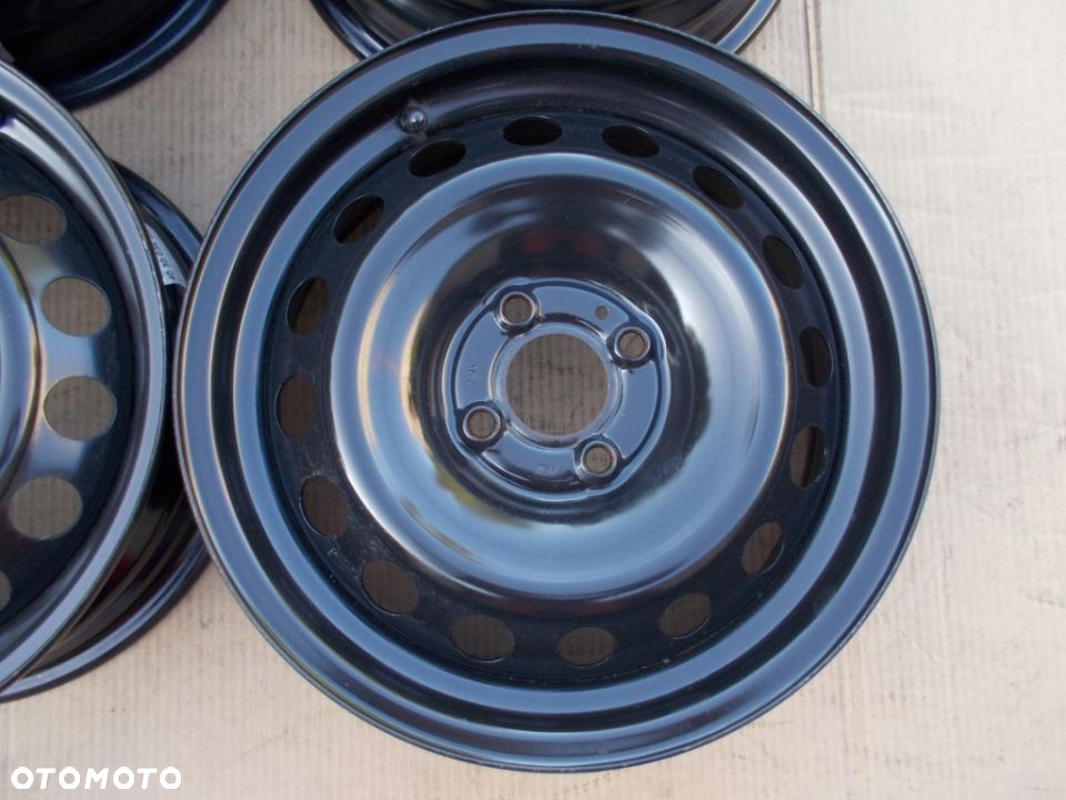 4x Felgi 15 Renault Clio III IV Thalia Dokker Dacia Sandero Lodgy Logan ET40 - 9
