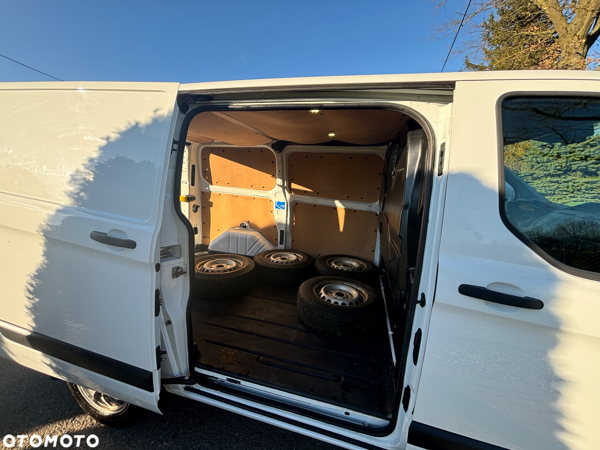 Ford Transit custom - 12