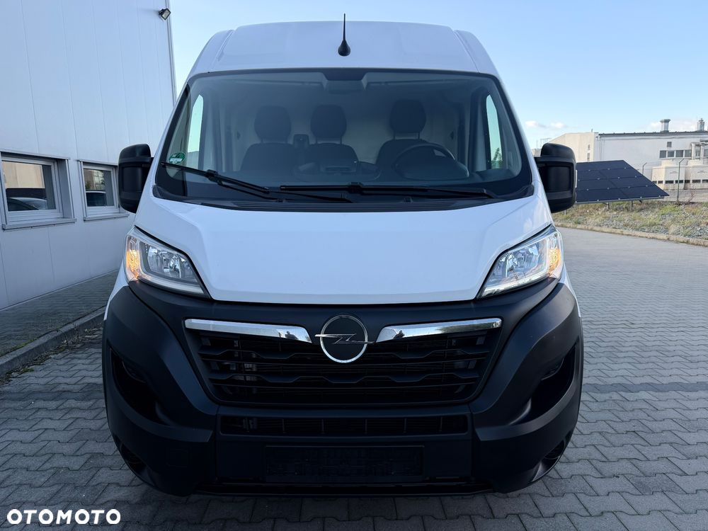 Opel Movano - 1