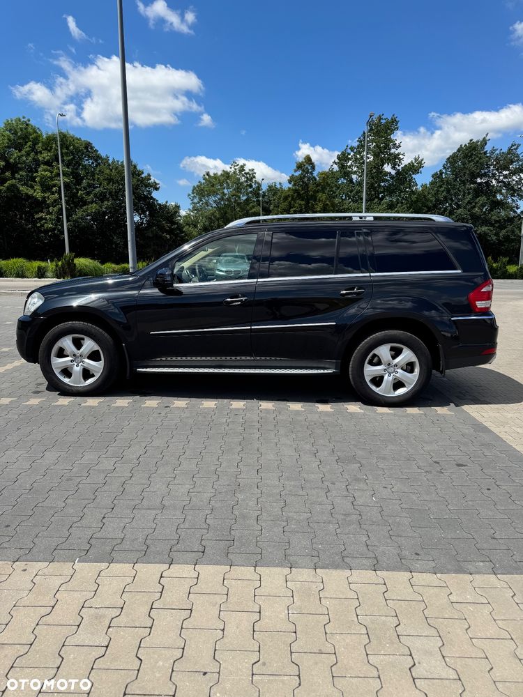 Mercedes-Benz GL 500 4Matic 7G-TRONIC - 6