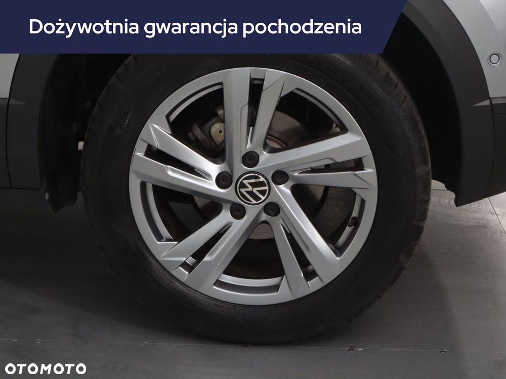 Volkswagen T-Roc - 17