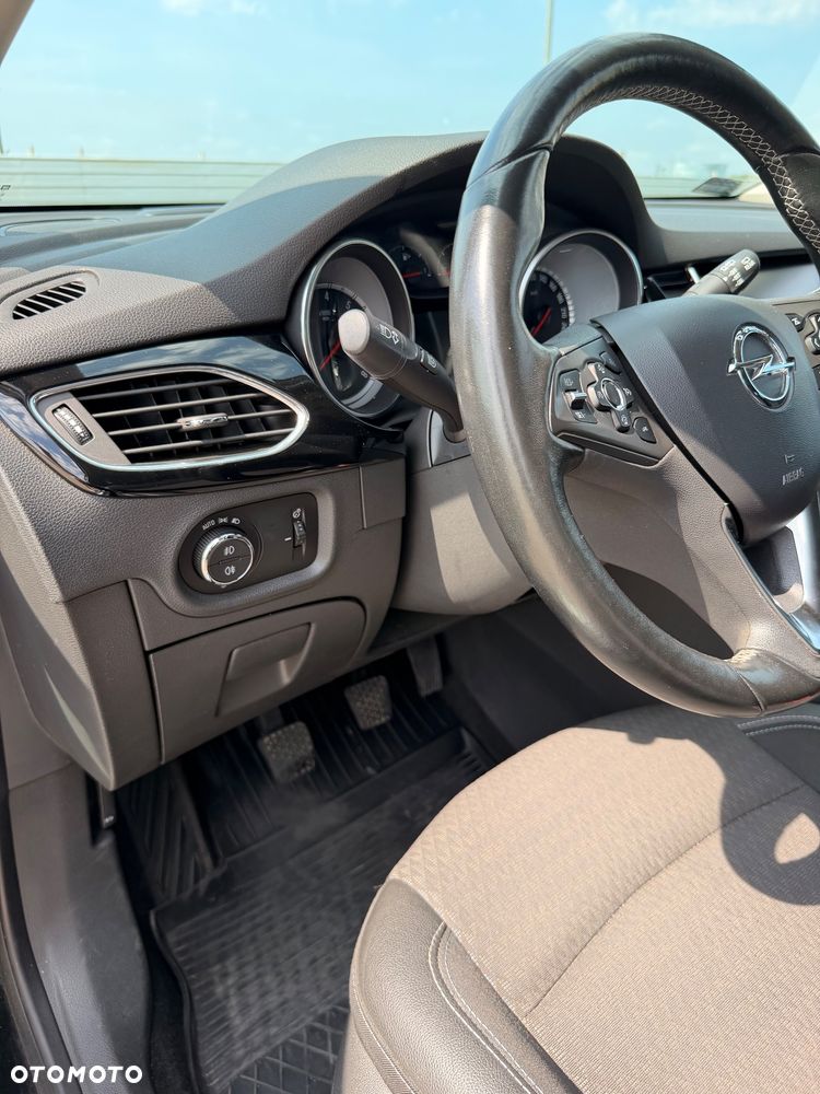 Opel Astra 1.6 T GPF Elite S&S - 14