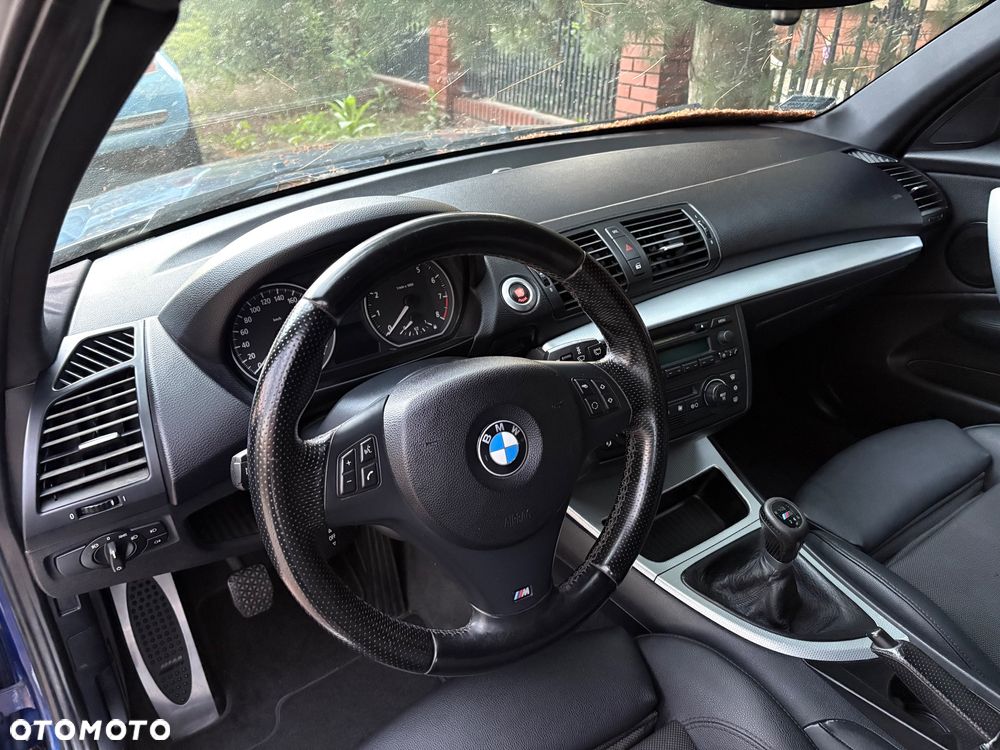 BMW Seria 1 - 32