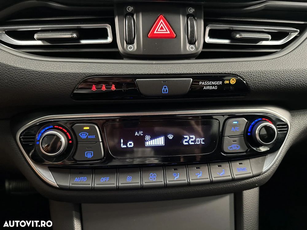 Hyundai i30 - 18