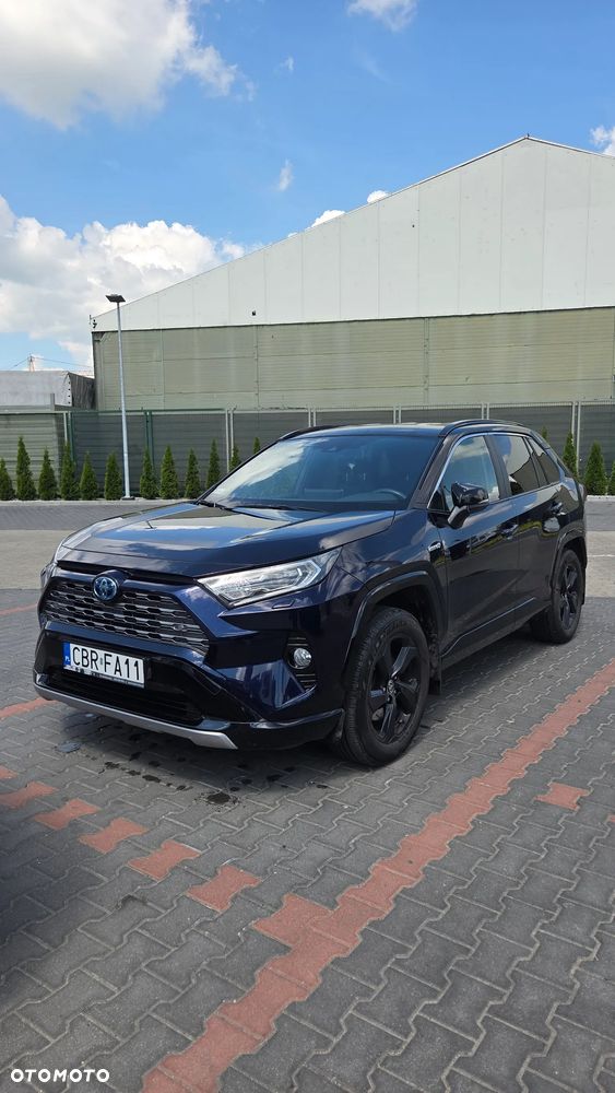 Toyota RAV4 - 1