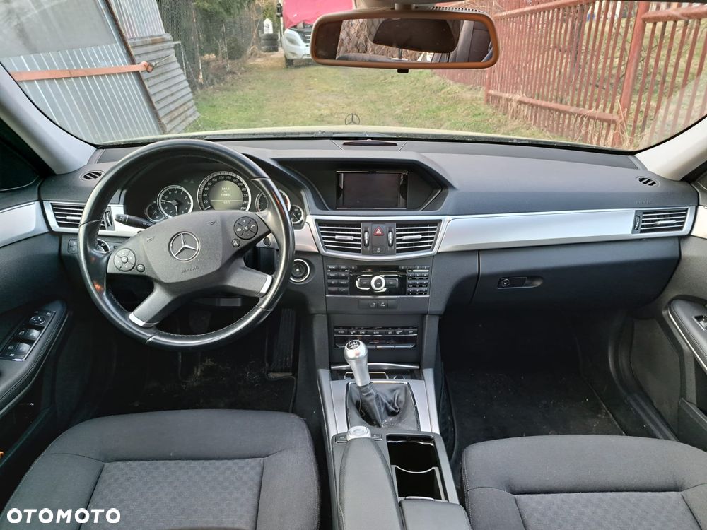 Mercedes-Benz Klasa E 200 CDI - 18