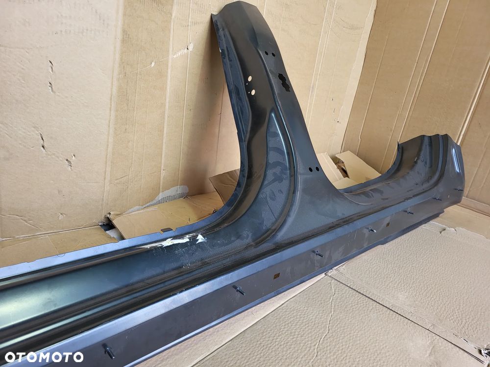 SLUPEK PROG LEWY AUDI A4 S4 B8 KOMBI 8K9 SEDAN 8K5 - 4