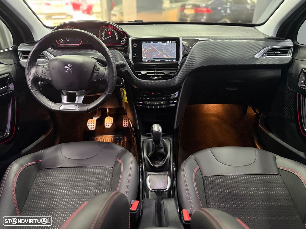 Peugeot 2008 1.2 PureTech GT Line - 13