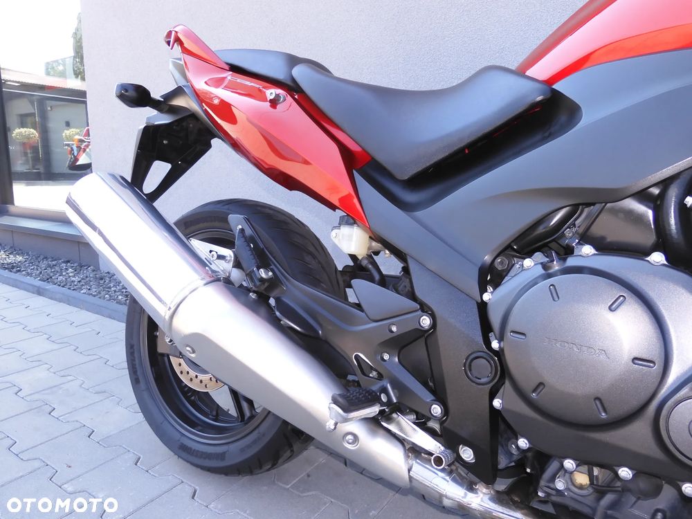 Honda CBF - 12