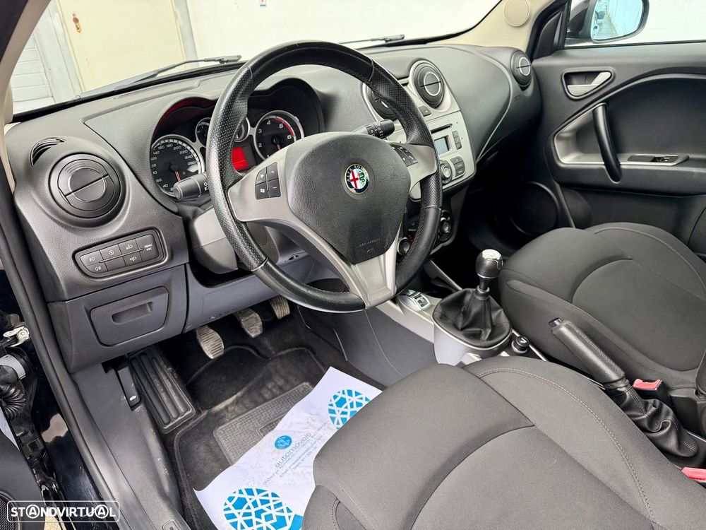 Alfa Romeo MiTo 1.3 JTD Distinctive S&S - 8