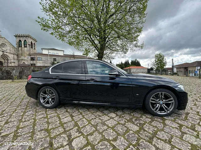 BMW 330 e iPerformance Pack M Shadow - 2