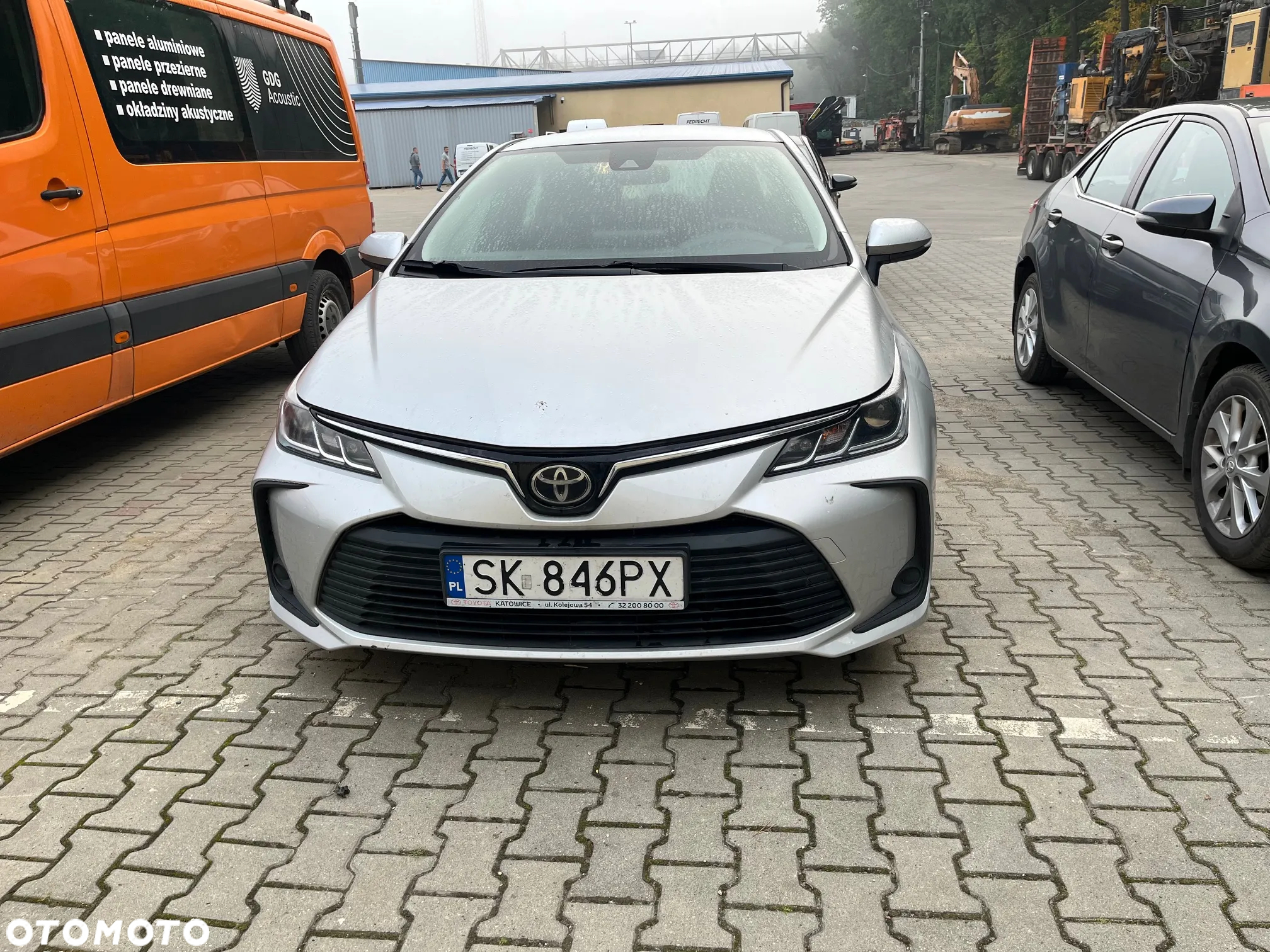 Toyota Corolla - 2