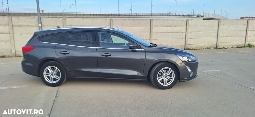 Ford Focus 1.5 TDCi DPF Start-Stopp-System Aut. Business - 4