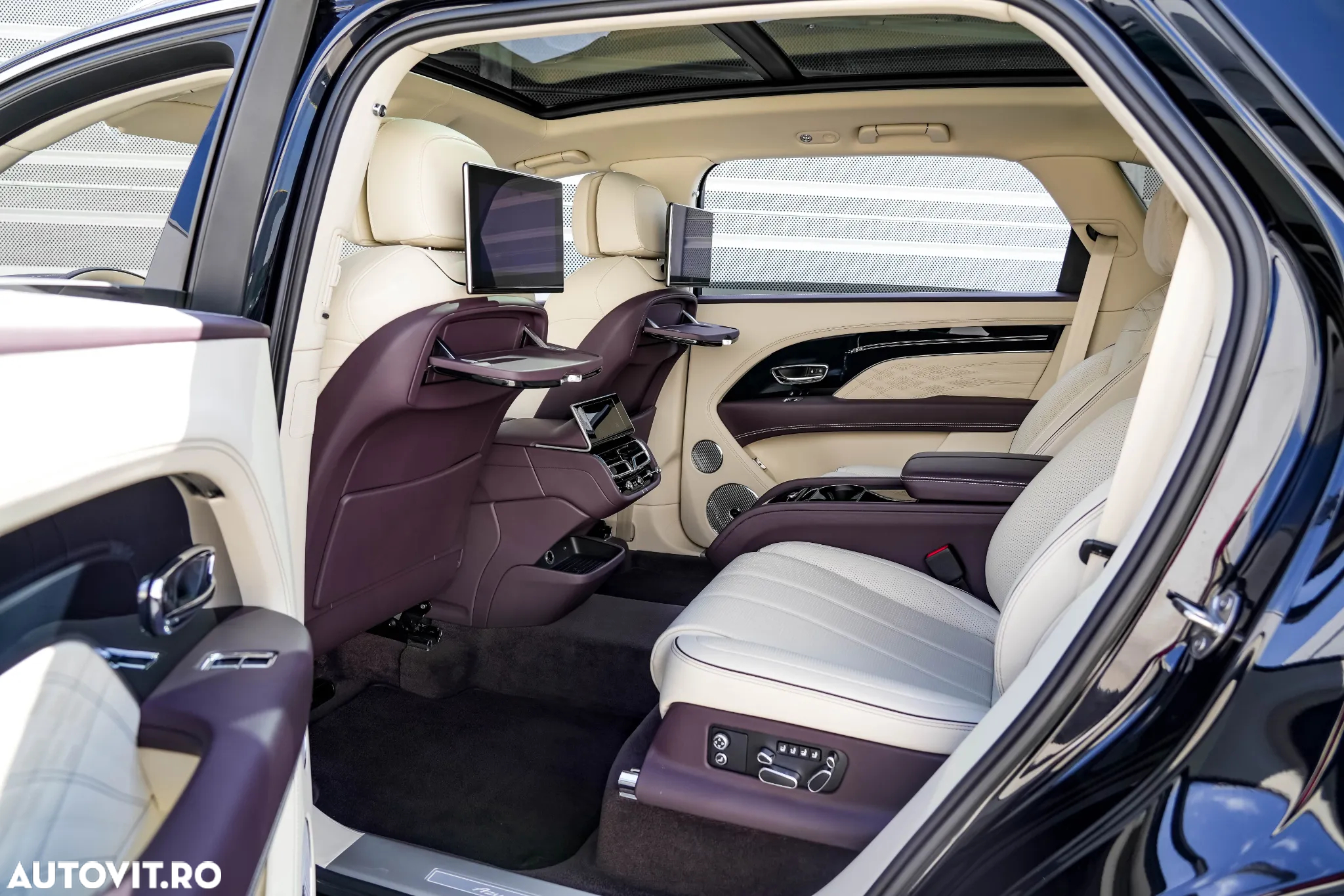 Bentley Bentayga - 10