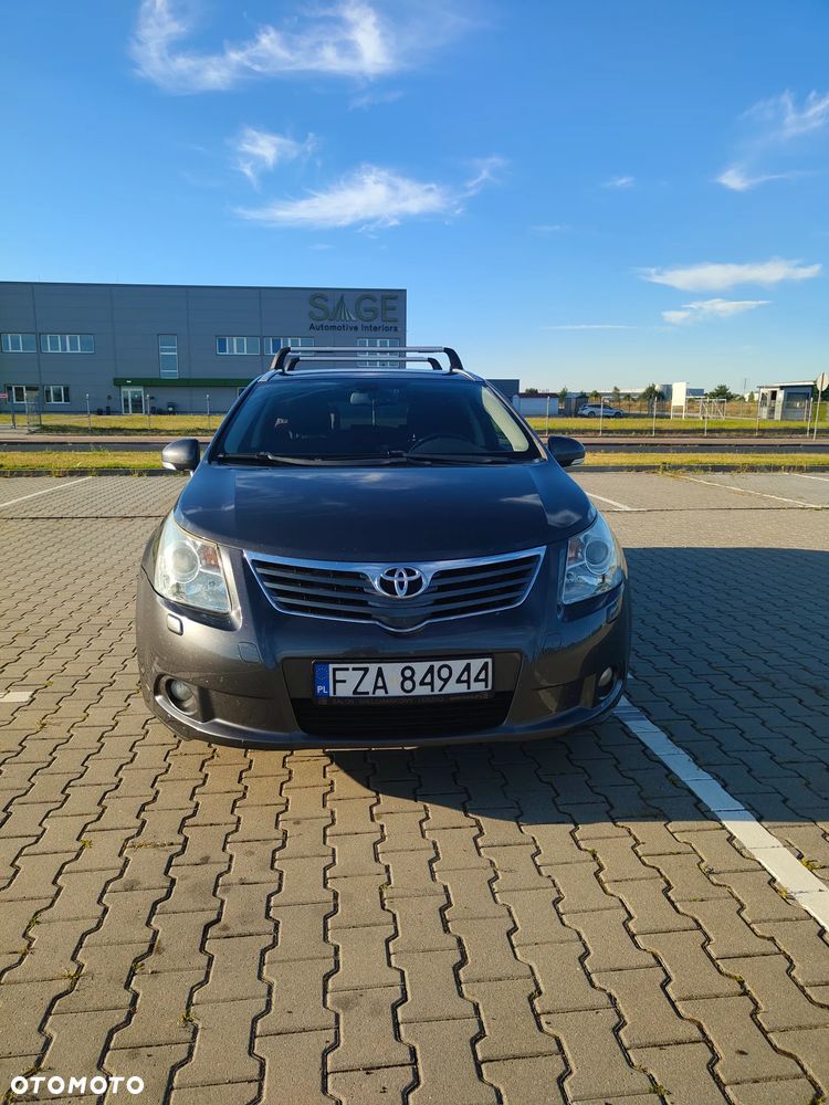 Toyota Avensis 2.0 Sol plus - 3