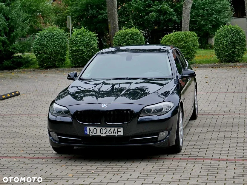 BMW Seria 5 530d Touring Sport-Aut - 2