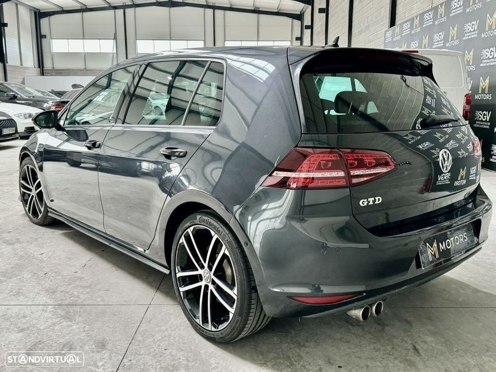 VW Golf 2.0 TDI GTD DSG - 21
