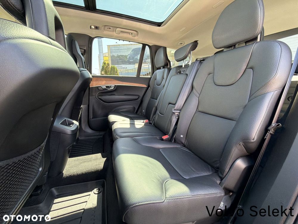 Volvo XC 90 - 17