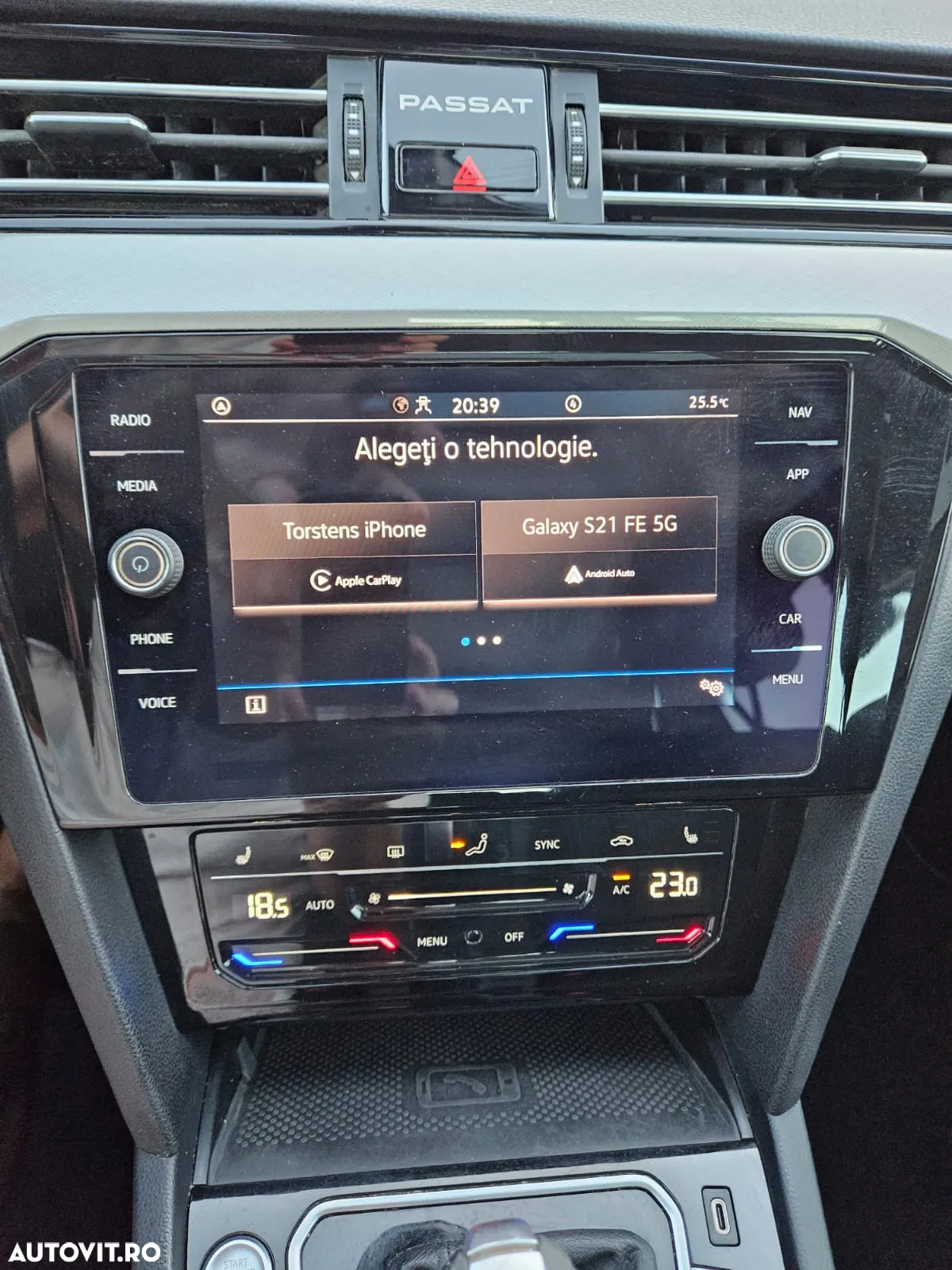 Volkswagen Passat Variant 2.0 TDI DSG Comfortline - 12